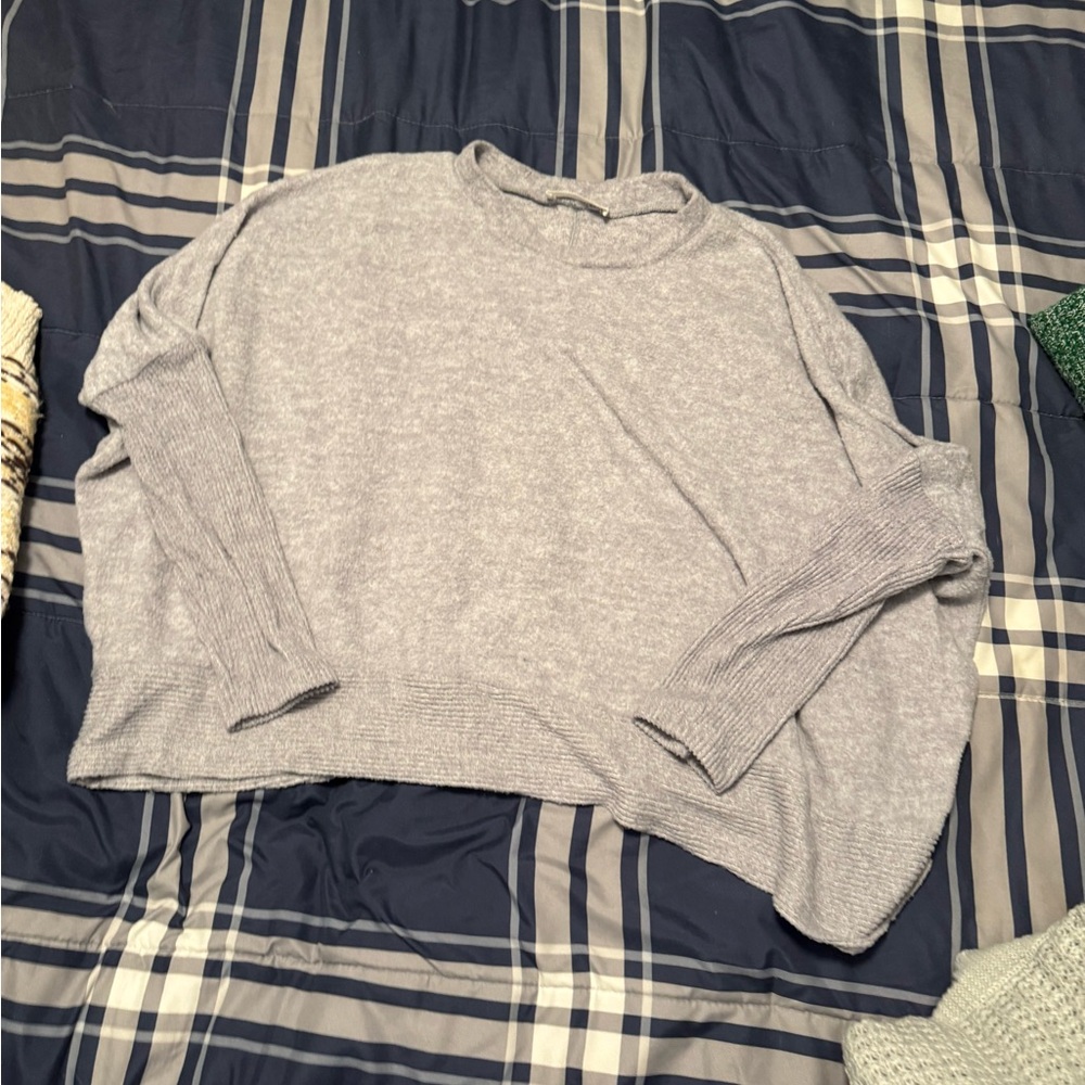 Zenana Outfitters Light Gray Women's Turtleneck Sweater